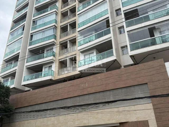 Imagem: O apartamento possui 2 Dormitórios, 1 Suíte, 1 Vaga na
