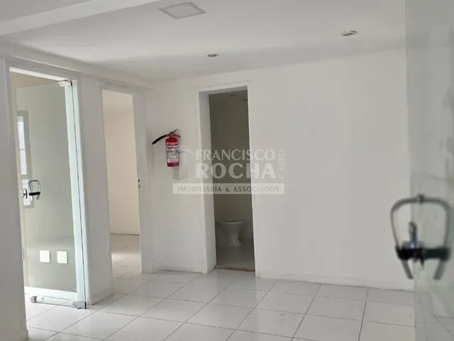Imagem 15: Loja Comercial de 131 m² em Localização Estratégica Próxima ao Shopping Vila Velha