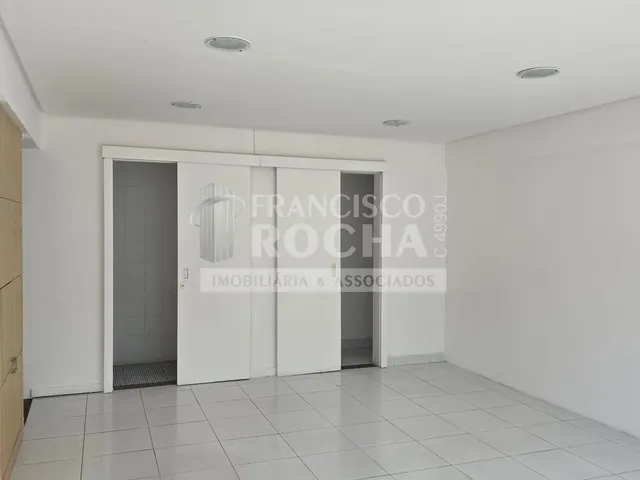 Imagem 16: Loja Comercial de 131 m² em Localização Estratégica Próxima ao Shopping Vila Velha