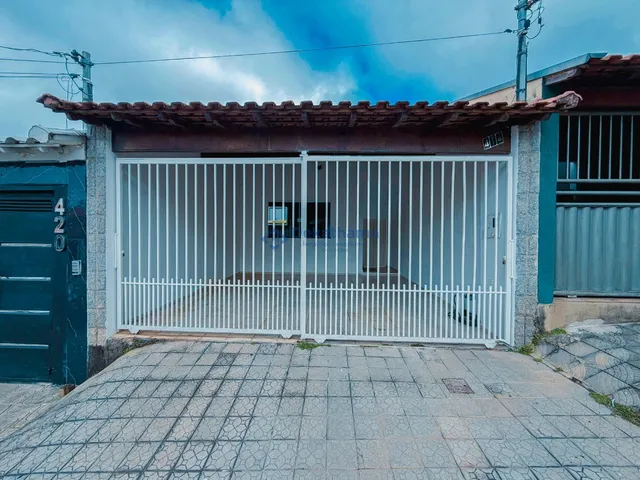 Imagem: CASA RESIDENCIAL em ALFENAS - MG, CENTRO