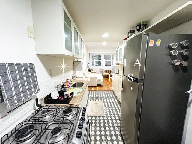 Imagem 5: Leblon, Apartamento reformado à venda com porteira fechada, 02 quartos, vista para a