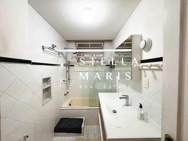 Imagem 13: Leblon, Apartamento reformado à venda com porteira fechada, 02 quartos, vista para a