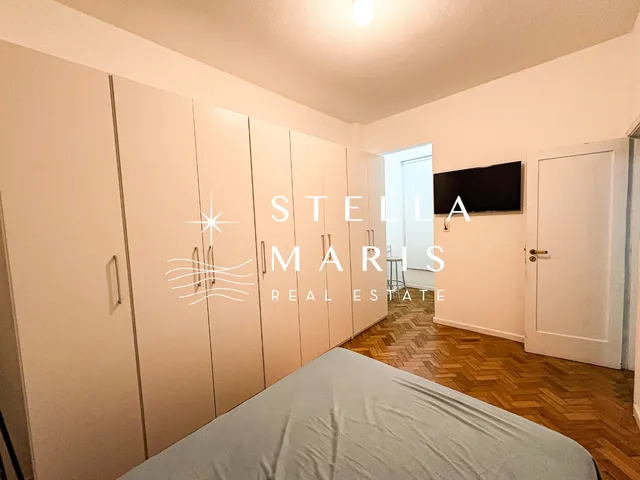 Imagem 10: Leblon, Apartamento reformado à venda com porteira fechada, 02 quartos, vista para a