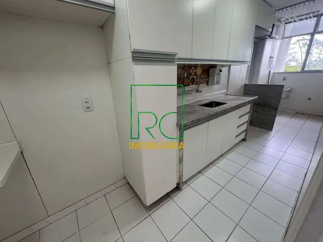 Imagem 2: Apartamento para alugar, no Condomínio Rosa Maior em Rio de Janeiro, Barra da Tijuca