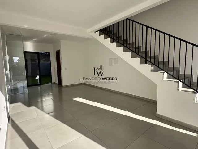 Imagem 2: Sobrado com 2 Suítes - Serraria - São José - Sc