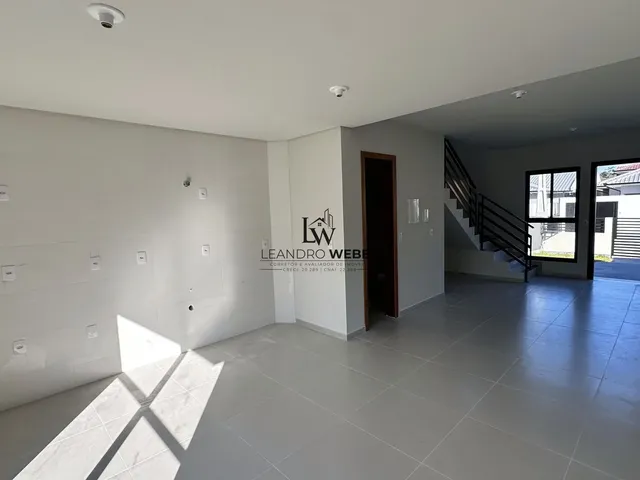 Imagem 8: Sobrado com 2 Dormitórios - São José - SC
