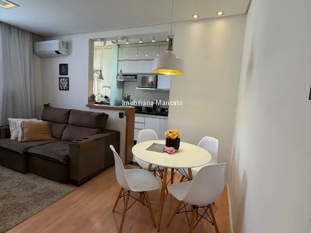 Imagem: O apartamento possui 2 Dormitórios, 1 Banheiro, 1 Vaga na
