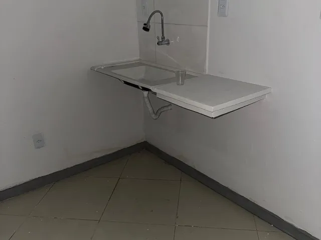 Imagem 6: ALUGO APARTAMENTO NA AV. DORIVAL CAYMMI, 1/4, 30M², R$ 1.200,00 INCLUSO TAXAS DE