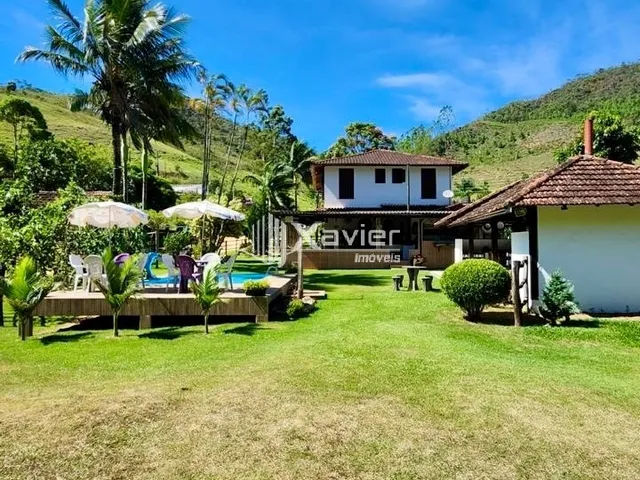 Imagem: Chácara com 2.894 m² e 7 suítes à venda