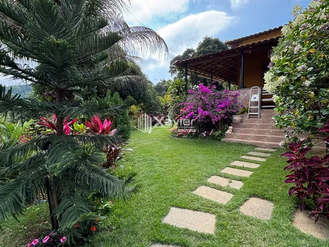 Imagem: Chácara com Piscina e Espaço Gourmet à