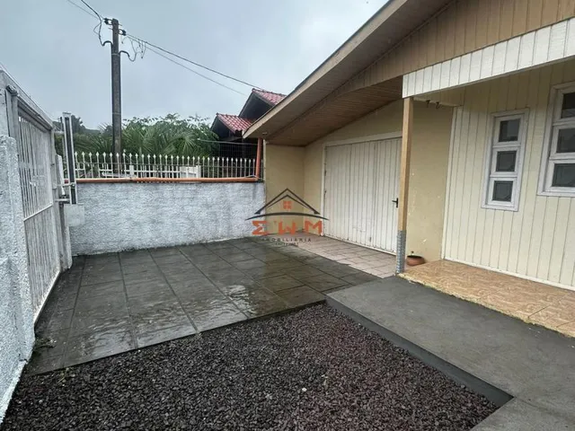 Imagem 5: Casa à venda em Farroupilha, São José - 3 Dormitórios, Pátio e 2 Vagas de Garagem