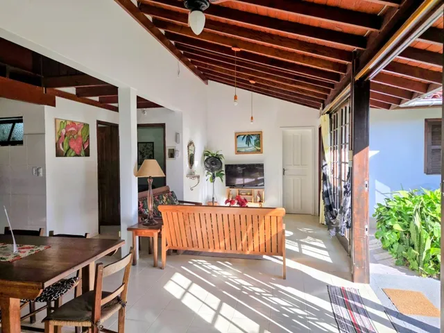 Imagem 2: Imperdível! Casa à venda em Garopaba-SC, Centro: 4 quartos, 1 suíte, 2 salas, 3