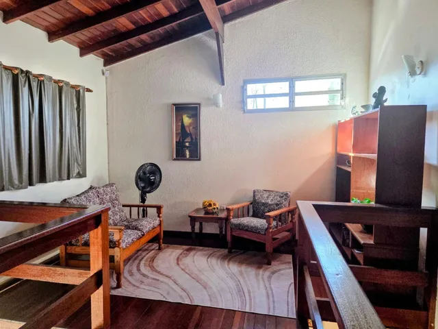 Imagem 5: Imperdível! Casa à venda em Garopaba-SC, Centro: 4 quartos, 1 suíte, 2 salas, 3