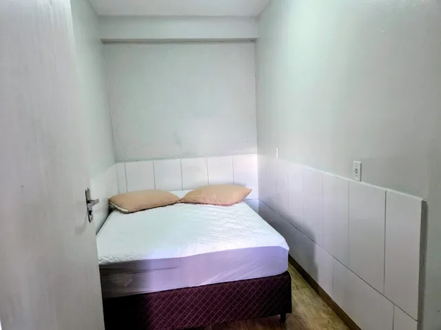 Imagem 11: Casa à Venda em Garopaba-SC, Centro: 7 Quartos, 1 Suíte, 4 Salas, 5 Banheiros, 6 Vagas