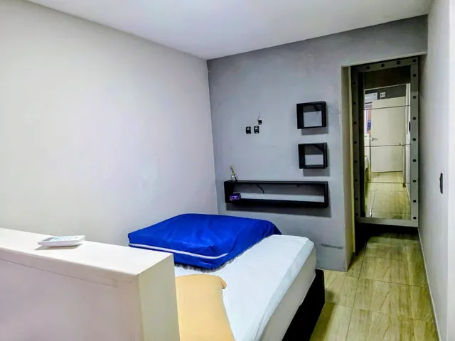 Imagem 6: Casa à Venda em Garopaba-SC, Centro: 7 Quartos, 1 Suíte, 4 Salas, 5 Banheiros, 6 Vagas