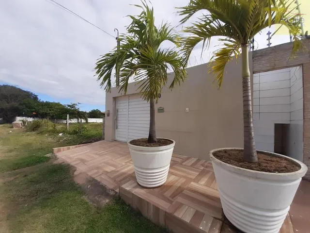 Imagem 2: CASA COM PISCINA