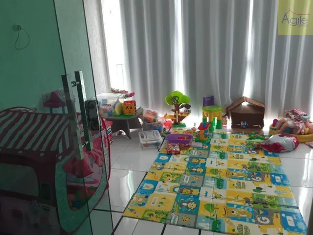 Imagem 14: CASA COM PISCINA