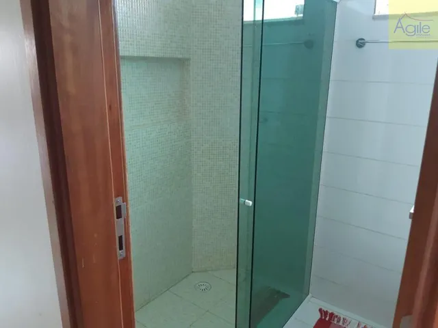 Imagem 16: CASA COM PISCINA