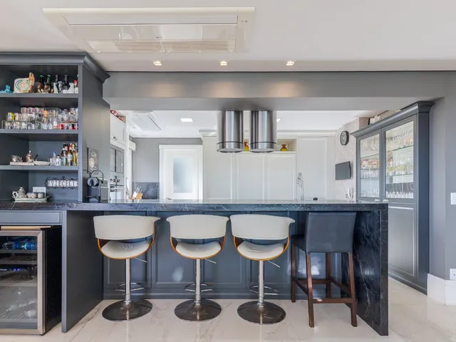 Imagem 14: Apartamento à venda em Porto Alegre, Bela Vista, com 3 quartos, 200m²