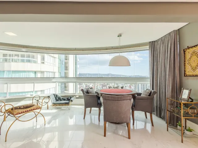 Imagem 3: Apartamento à venda em Porto Alegre, Bela Vista, com 3 quartos, 200m²