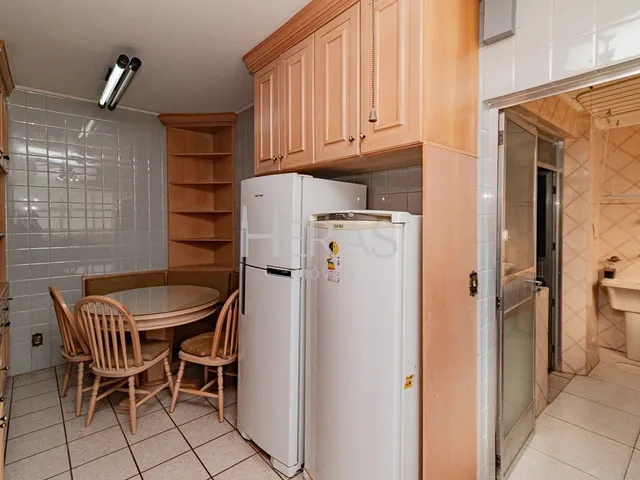 Imagem 16: Apartamento à venda em Porto Alegre, Rio Branco, com 3 quartos, 116.3m²