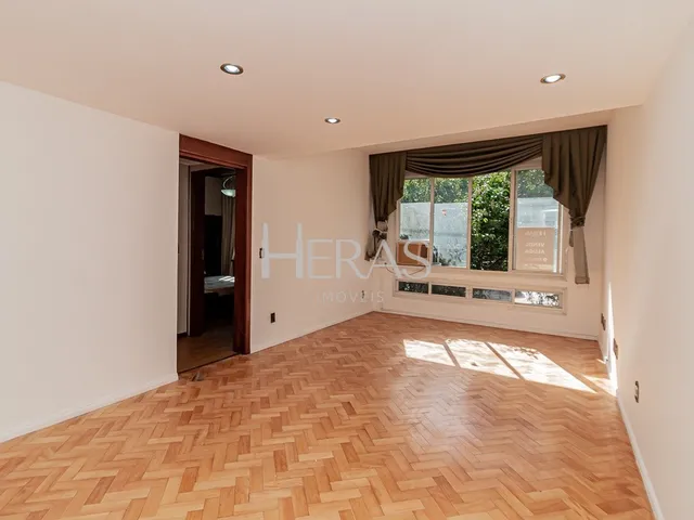 Imagem 3: Apartamento à venda em Porto Alegre, Rio Branco, com 3 quartos, 116.3m²