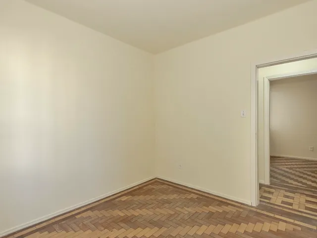 Imagem 15: Apartamento à venda em Porto Alegre, Bom Fim, com 2 quartos, 58m²