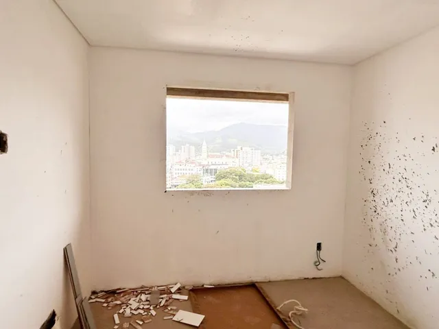 Imagem 14: Apartamento à venda em Itajubá-MG no Centro: 3 quartos, 1 suíte, 2 salas, 2 banheiros