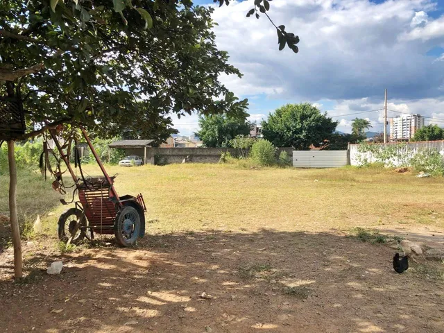 Imagem 2: Terreno À Venda em Itajubá-Mg, Bairro Santo Antônio, com 2.375,26 M² de Área!