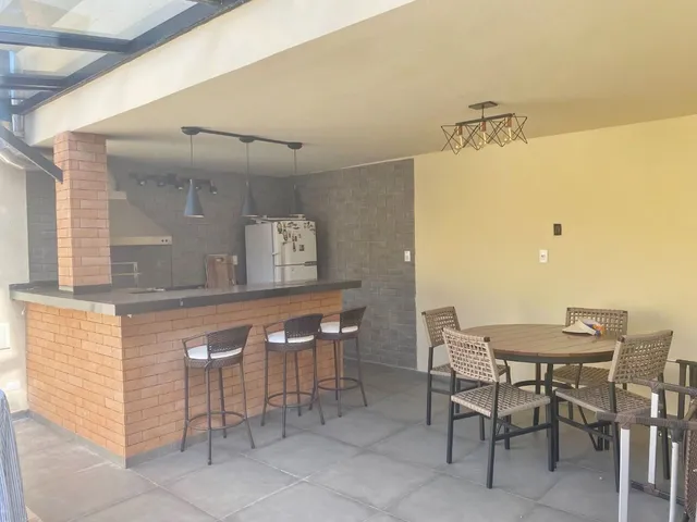 Imagem 3: Casa à venda em Itajubá-MG, bairro Pinheirinho: 6 quartos, 2 suítes, 4 salas, 6