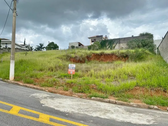 Imagem: Terreno à venda em Itajubá-MG, bairro