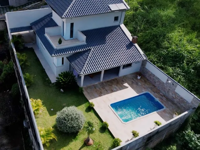 Imagem 6: Casa à venda em Itajubá-MG, bairro Pinheirinho: 3 quartos, 1 suíte, 3 salas, 4