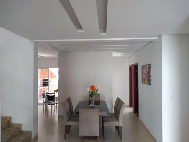Imagem 10: Casa à venda em Itajubá-MG, bairro Pinheirinho: 3 quartos, 1 suíte, 3 salas, 4