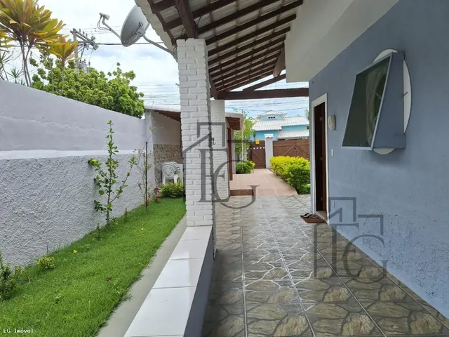 Imagem 2: Casa para Venda em Saquarema, Boqueirão, 4 dormitórios, 2 suítes, 1 banheiro, 2 vagas