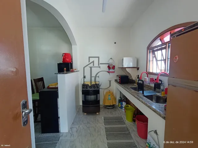 Imagem 3: Casa para Venda em Saquarema, Boqueirão, 4 dormitórios, 1 suíte, 2 banheiros, 4 vagas