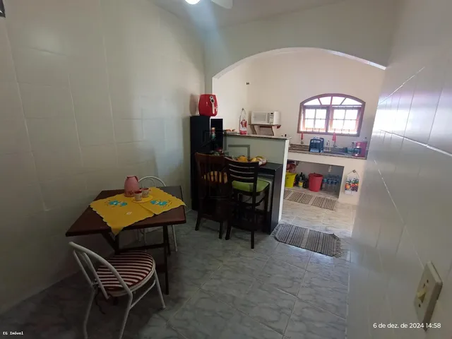 Imagem 2: Casa para Venda em Saquarema, Boqueirão, 4 dormitórios, 1 suíte, 2 banheiros, 4 vagas