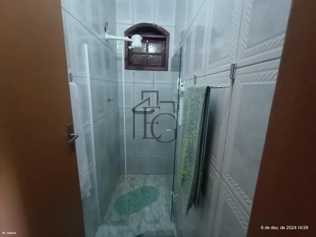 Imagem 5: Casa para Venda em Saquarema, Boqueirão, 4 dormitórios, 1 suíte, 2 banheiros, 4 vagas