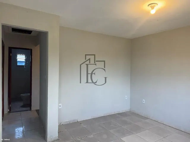Imagem 11: Casa para Venda em Araruama, Centro (Iguabinha), 2 dormitórios, 1 banheiro, 1 vaga