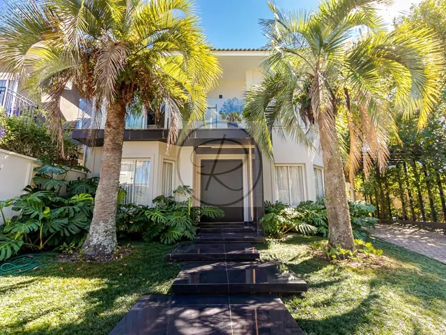 Imagem 2: Casa à venda em Curitiba, Santa Felicidade, com 3 quartos, 249m²