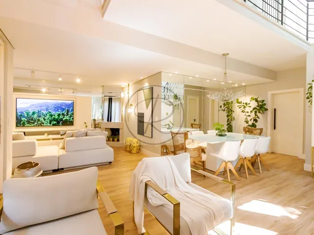 Imagem 8: Casa à venda em Curitiba, Santa Felicidade, com 3 quartos, 249m²