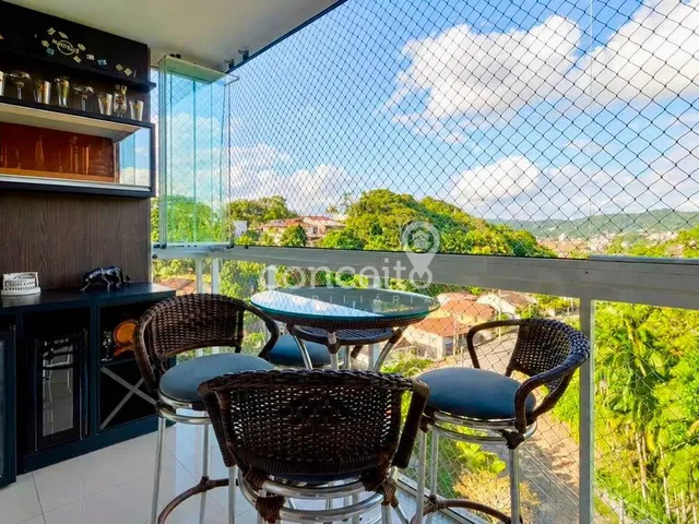 Imagem: Apartamento Semimobiliado com 2 Dormitórios