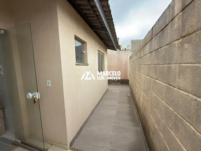 Imagem 4: Alugo casa de esquina com 3/4 sendo uma suíte acabamento em porcelanato com tota