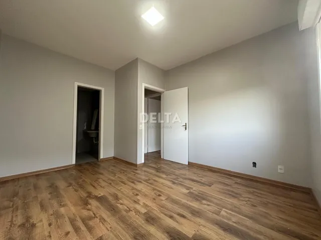 Imagem 9: Apartamento amplo com 02 dormitórios, sendo 01 suíte. Vila Rosa - NH