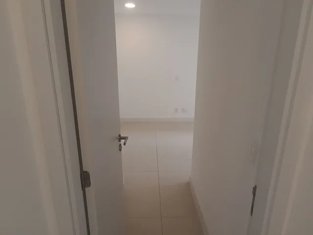 Imagem 9: Excelente Apartamento de 3 quartos, alto padrão na Avenida Lauro Sodré, em Frente ao