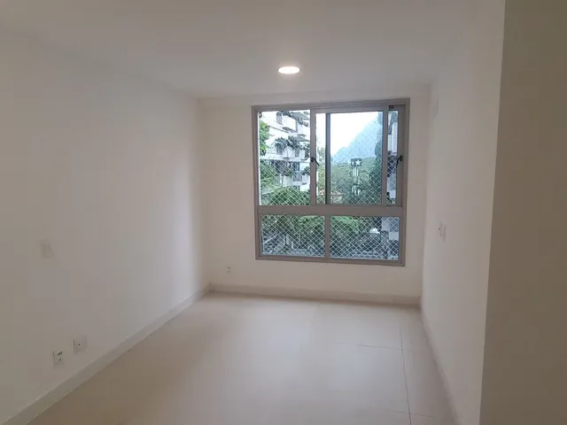Imagem 10: Excelente Apartamento de 3 quartos, alto padrão na Avenida Lauro Sodré, em Frente ao