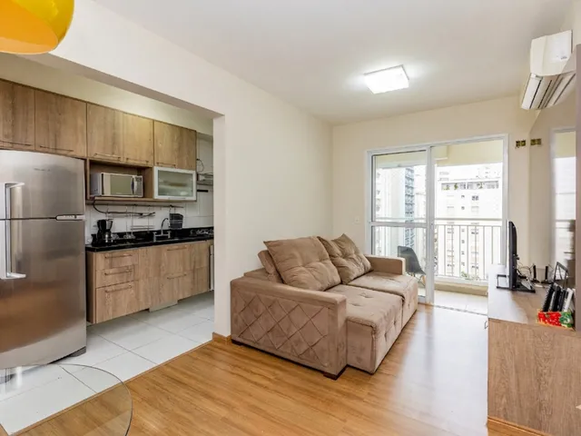 Imagem: O apartamento possui 2 Dormitórios, 1 Suíte, 2 Banheiros,