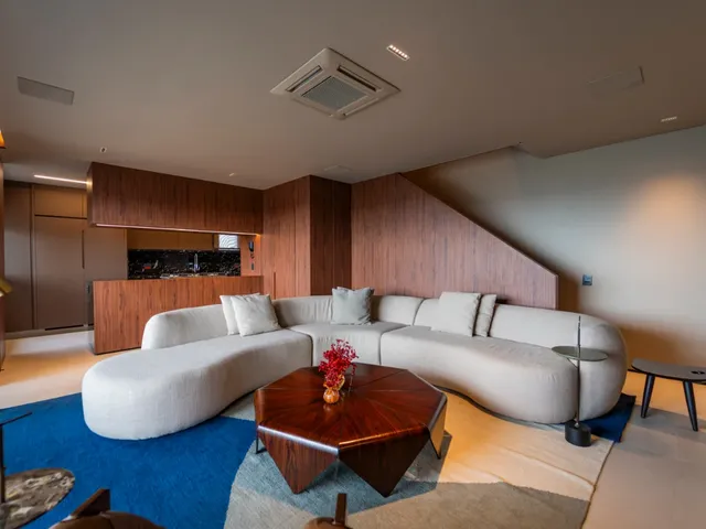 Imagem: O apartamento possui 1 Dormitório, 1 Suíte, 3 Banheiros,