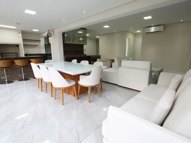 Imagem: O apartamento possui 3 Dormitórios, 3 Suítes, 3