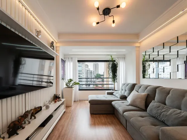 Imagem: O apartamento possui 2 Dormitórios, 1 Suíte, 2 Banheiros,
