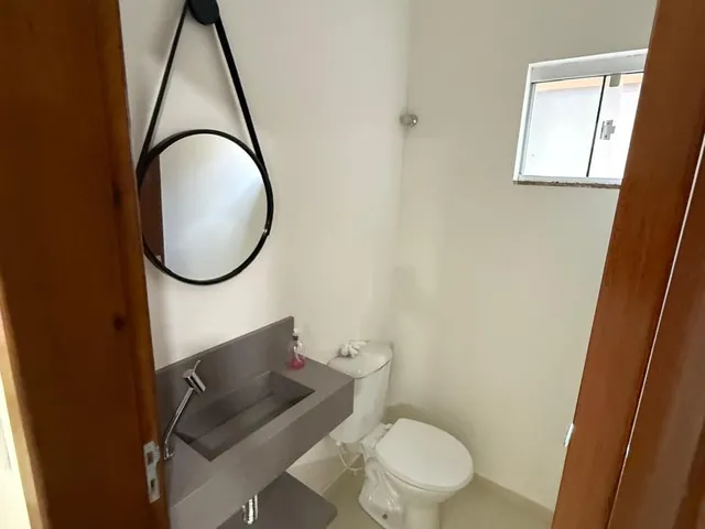 Imagem 6: Sobrado com piscina para locacao anual em Balneario Picarras Sc